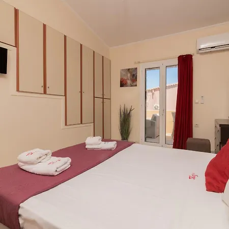 别墅 阿尔戈别墅 *